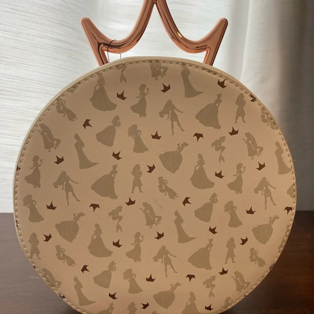 Disney NWT Loungefly Purse - Picture 3 of 8